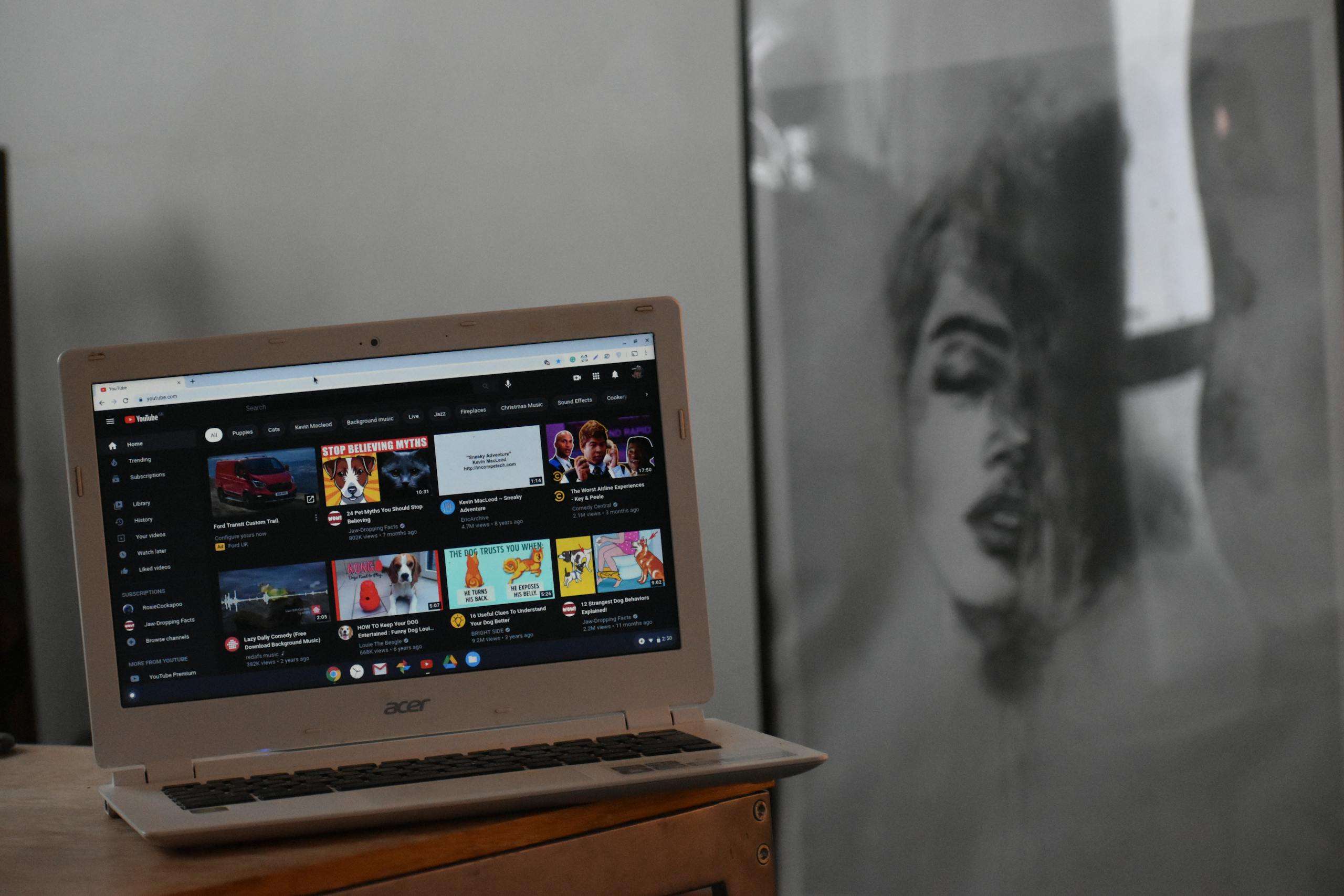 5 Best YouTube Channels for Learning English and Arabic for Free
