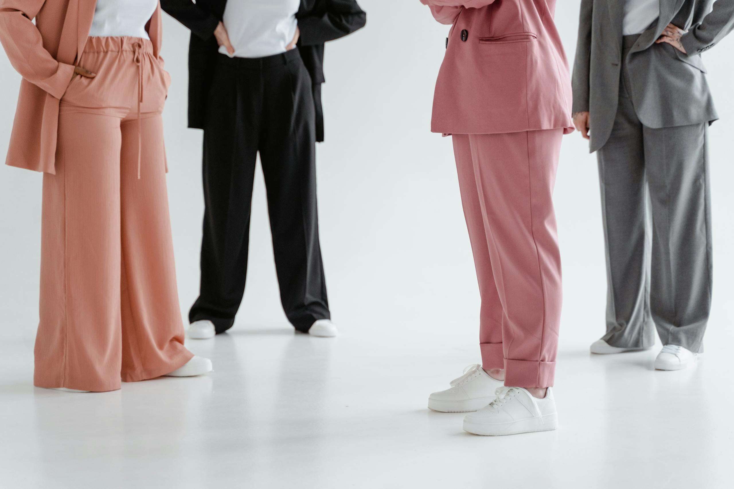 10 Power Styles for Women’s Suits to Succeed at Work!