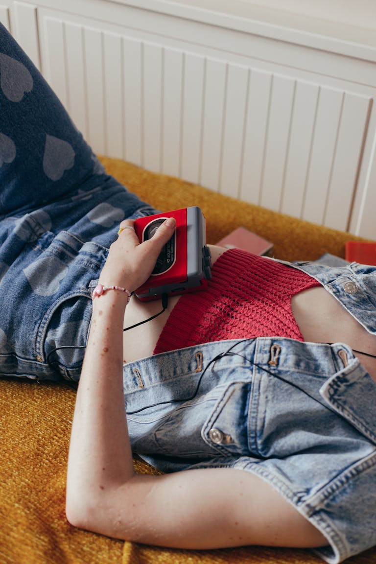 Top 5 Fashion Statements from the 90s Making a Comeback