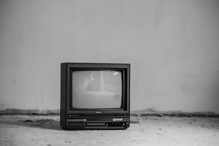 Top 10 Outdated Tech That Still Rules