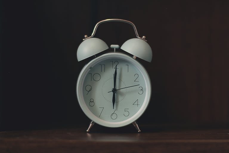 Top 10 Ways to Wake Up Happier