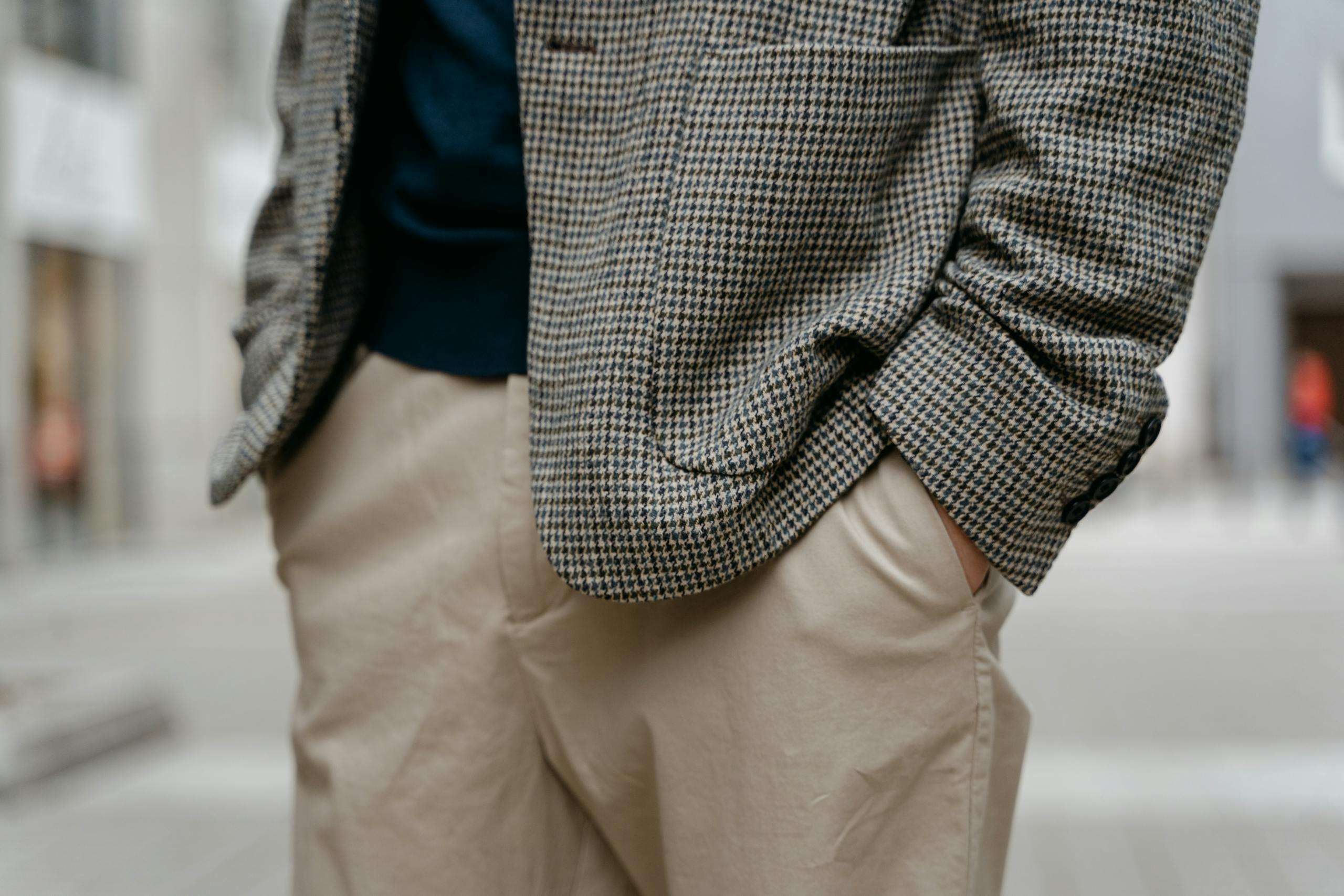10 Sophisticated Modern Men’s Styles in Neutral Colors!