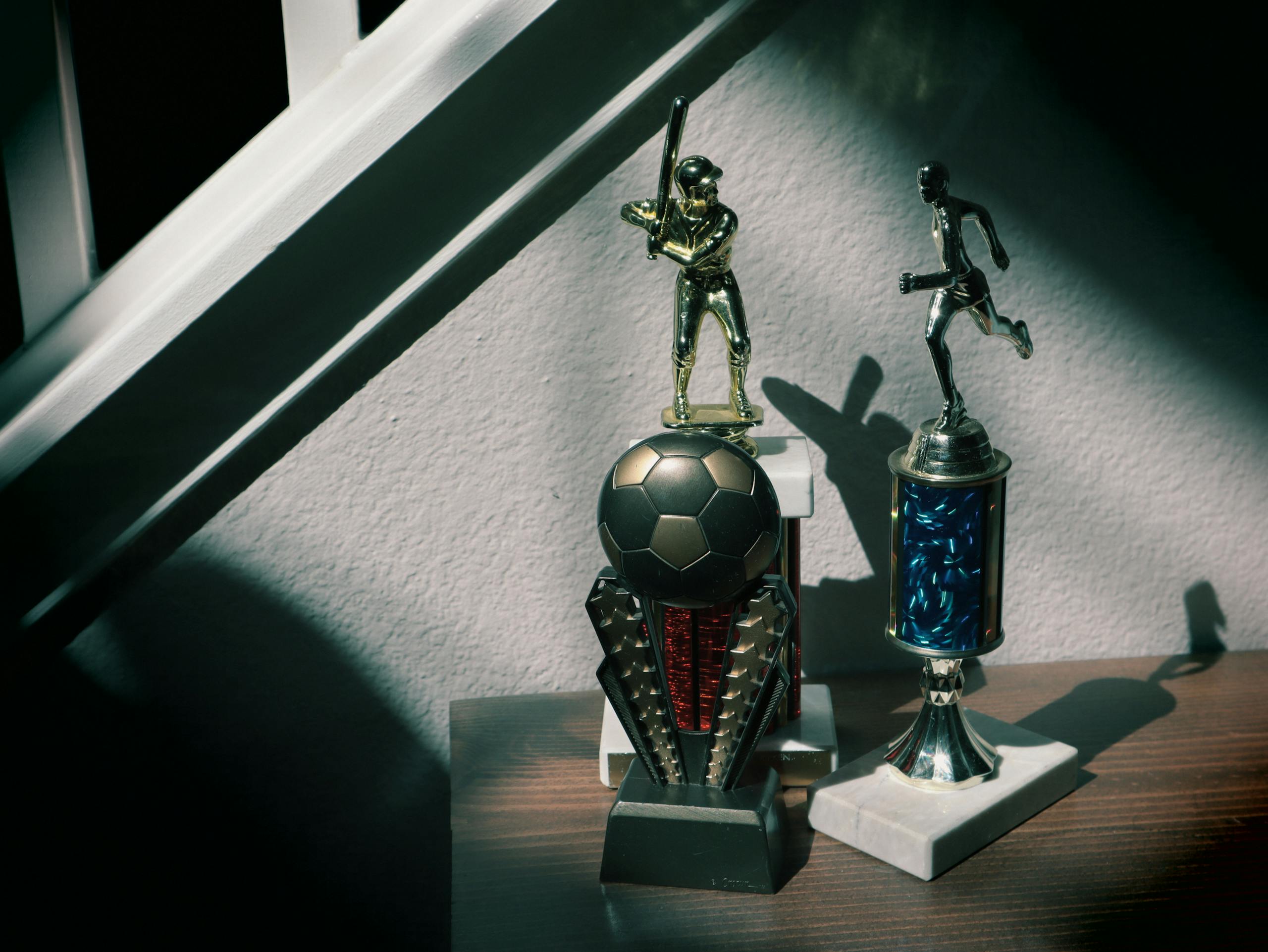 10 Small Habits to Outsmart Your Competitors!
