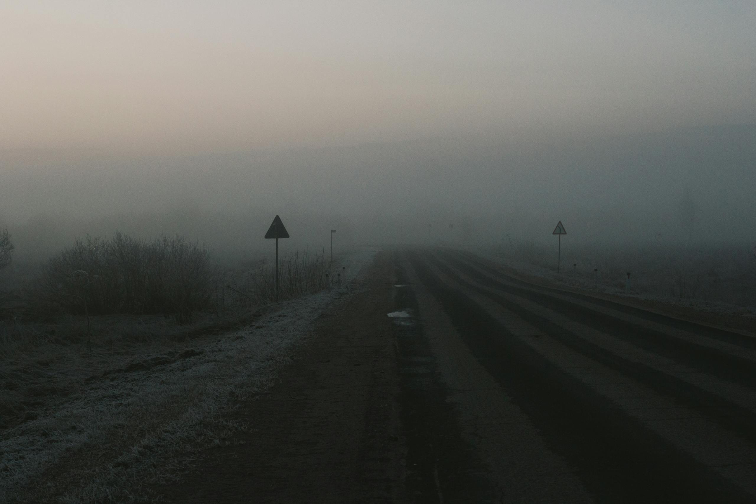 7 Crucial Early Signs of Depression You Should Never Ignore