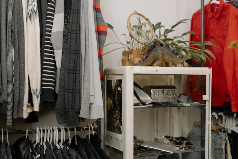 5 Powerful Key Differences Between Classic and Modern Styles!