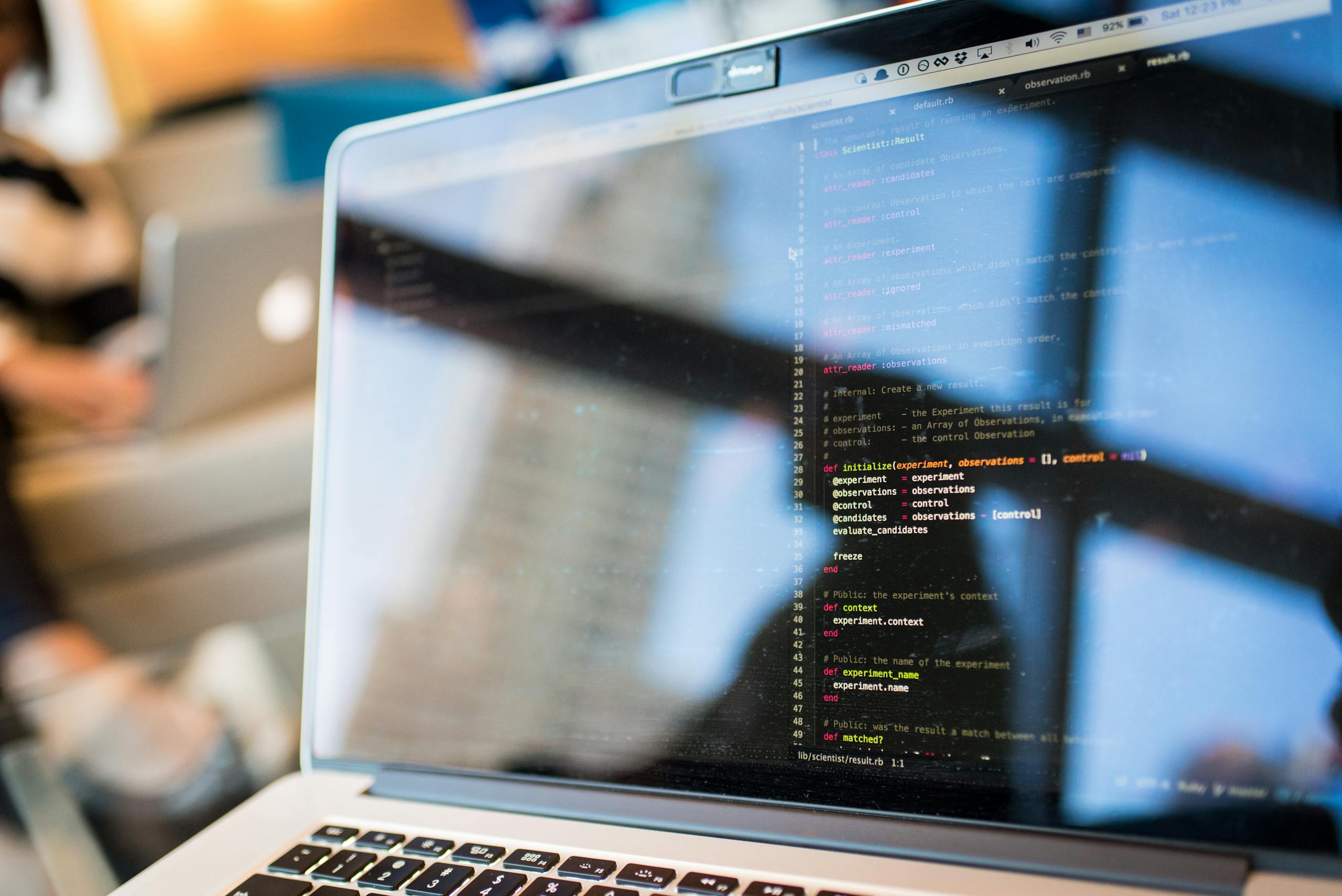 5 Powerful Reasons Why Python Is Dominating the Tech World!