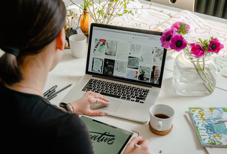 7 Essential Digital Skills You Can’t Live Without in 2025