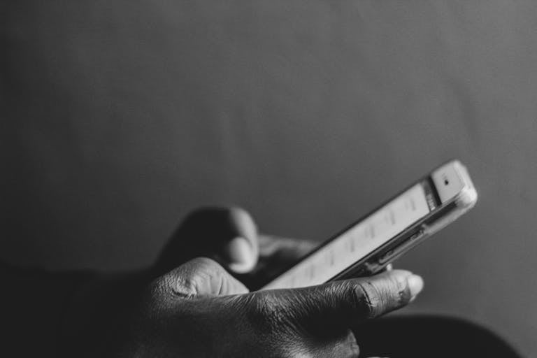 3 Ways to Avoid Digital Addiction: A Practical Guide to Escaping the Screen