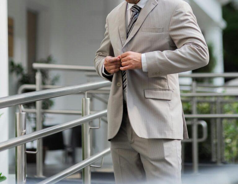 Your Guide to Choosing the Perfect Outfit for Job Interviews