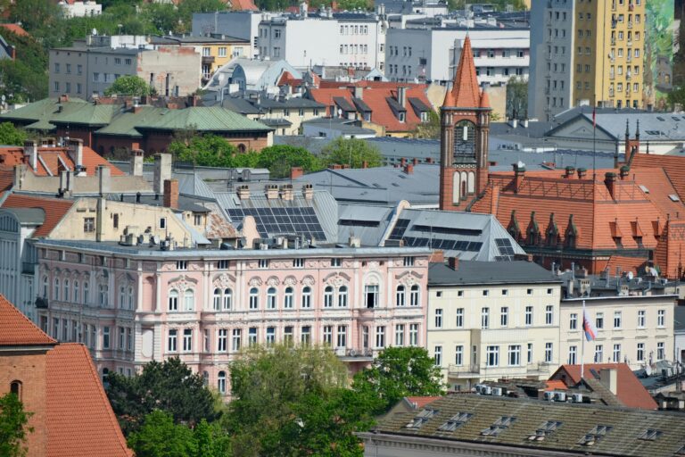 كيف تحصل على منحة دراسية في أوروبا؟ 🇪🇺