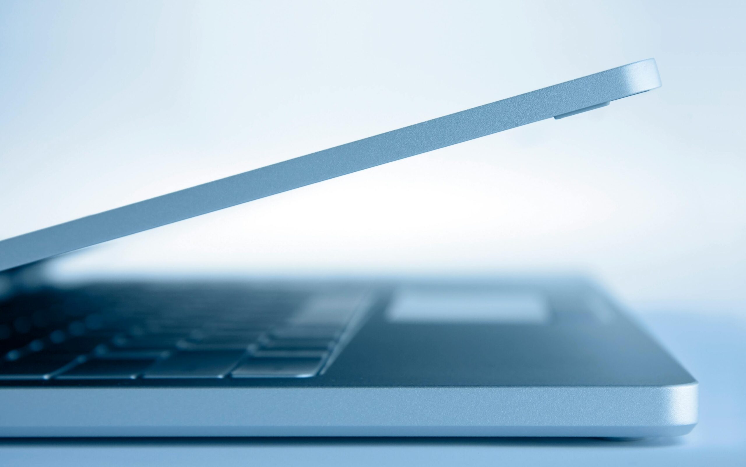 5 تقنيات ثورية ستغير الإلكترونيات في 2026