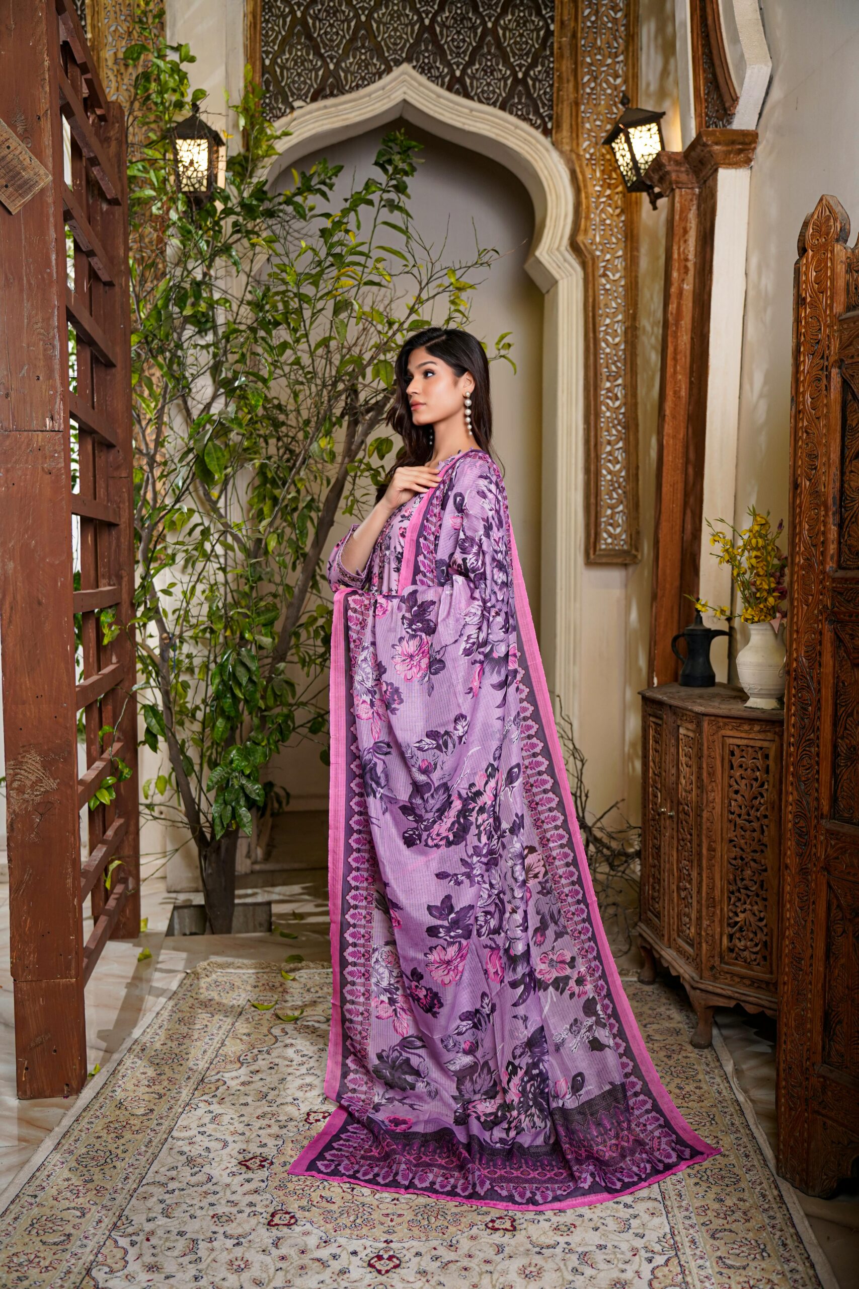 7 أسباب تجعل الأزياء الهندية تخطف الأنظار